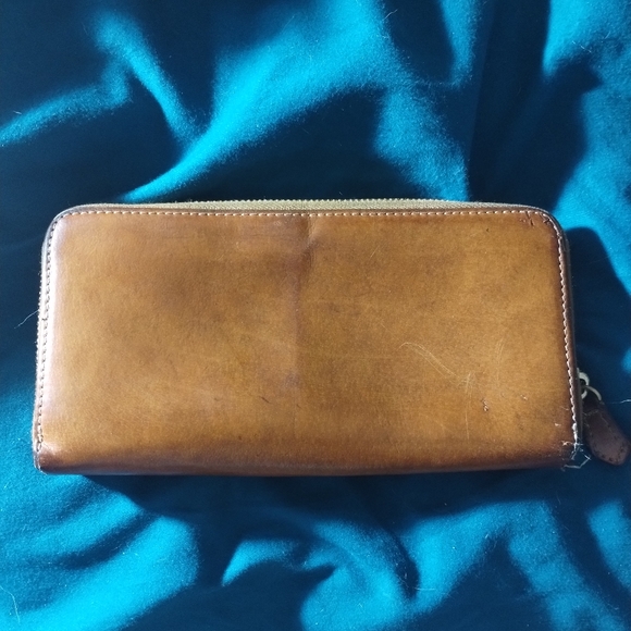Dooney & Bourke Leather Wallet - Picture 2 of 9